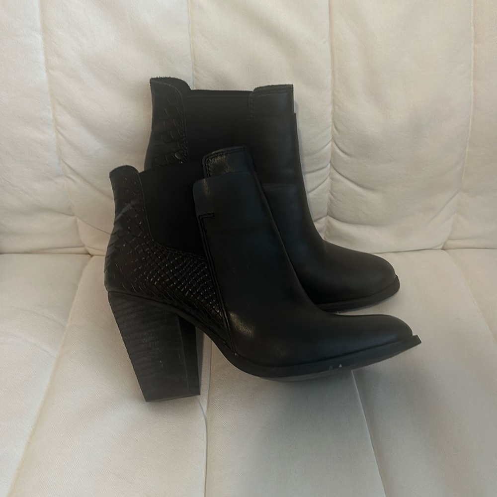Aldo black ankle booties